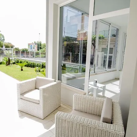 Vendégház Luxury House 4*