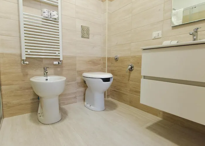 招待所 Luxury House 4*