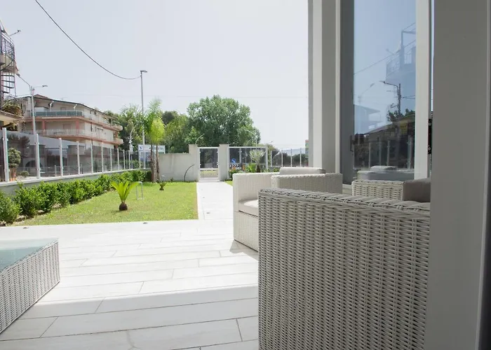 Luxury House 4* וילאפיאנה